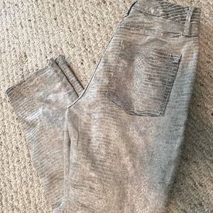 Good American pants.